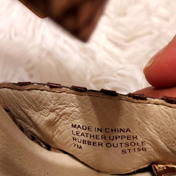 Micheal Kors leather sandals EUC - Picture 7 of 10